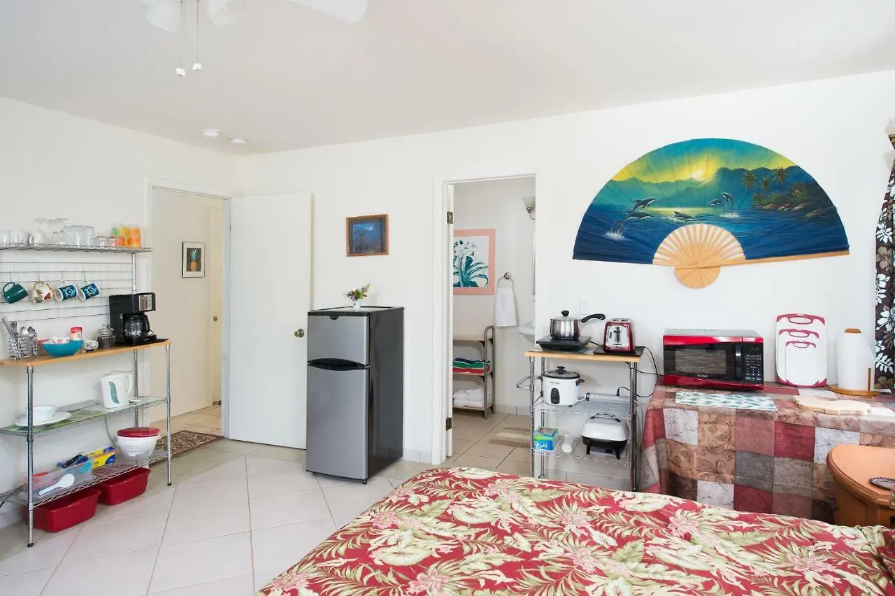 Bears' Place Guest House Kalaoa
